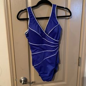 Miraclesuit royal blue size 10